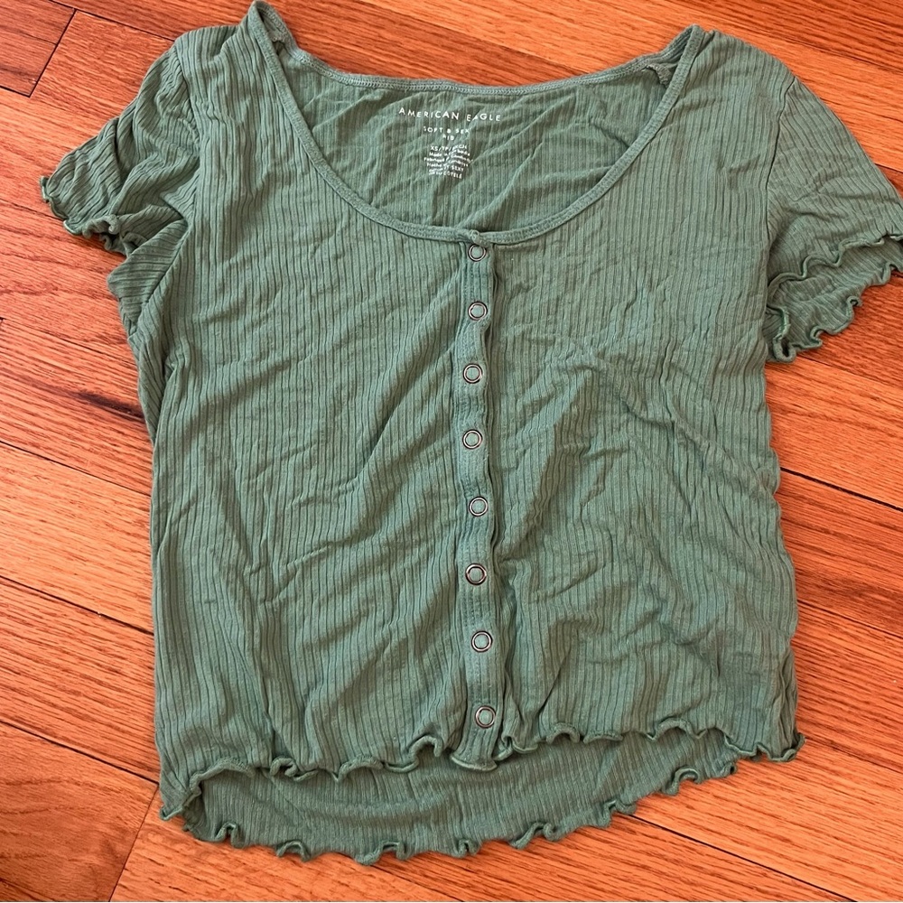 American Eagle soft & sexy cropped tee